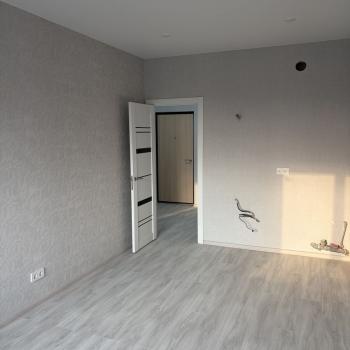 Продается 1-комнатная квартира, 40 м²