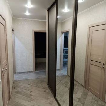 Сдается 1-комнатная квартира, 46,7 м²