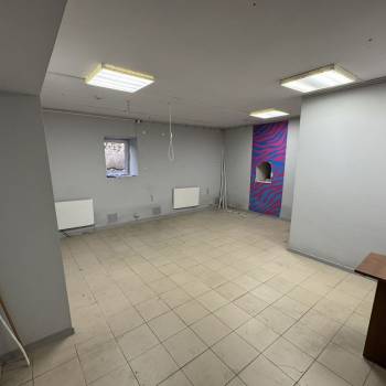 Сдается Нежилое помещение, 70 м²