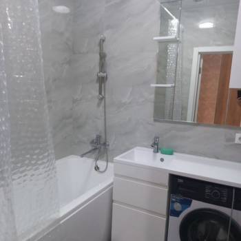 Сдается 2-х комнатная квартира, 65 м²