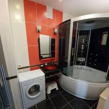 Сдается 2-х комнатная квартира, 70 м²