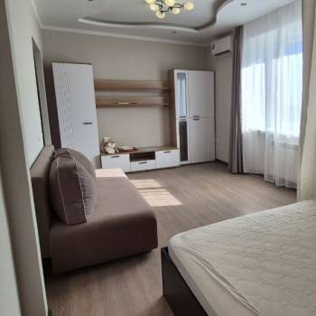 Сдается 1-комнатная квартира, 41 м²
