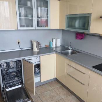 Сдается Многокомнатная квартира, 70 м²