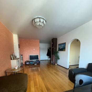 Продается 2-х комнатная квартира, 65 м²