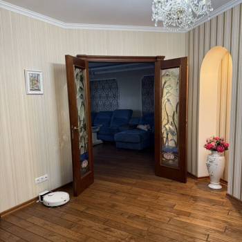 Сдается Многокомнатная квартира, 117 м²