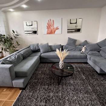 Продается Многокомнатная квартира, 130 м²