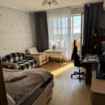 Продается 1-комнатная квартира, 40 м²