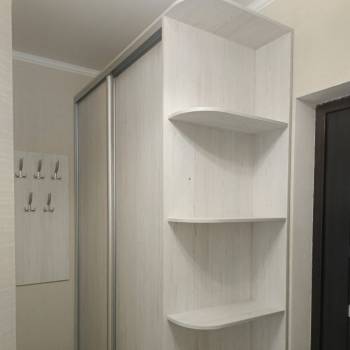 Продается 1-комнатная квартира, 42 м²