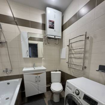 Сдается 1-комнатная квартира, 37 м²