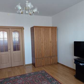 Сдается 1-комнатная квартира, 50,3 м²