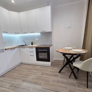 Продается 1-комнатная квартира, 40 м²
