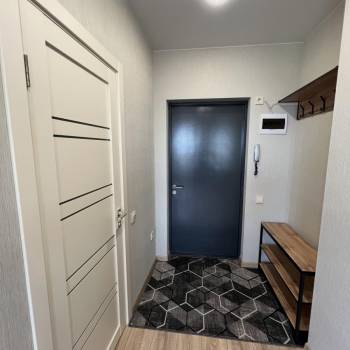 Продается 1-комнатная квартира, 40 м²