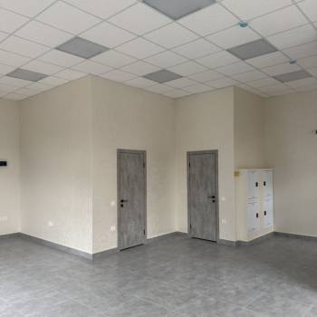 Сдается Нежилое помещение, 65 м²