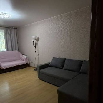 Сдается 1-комнатная квартира, 45 м²