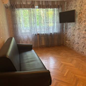 Сдается Многокомнатная квартира, 60 м²