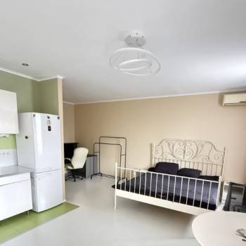 Сдается 1-комнатная квартира, 49 м²