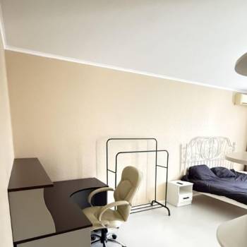 Сдается 1-комнатная квартира, 49 м²