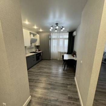 Сдается 2-х комнатная квартира, 85 м²