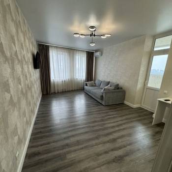 Сдается 2-х комнатная квартира, 85 м²