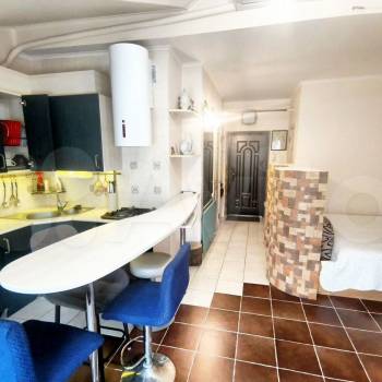 Продается 1-комнатная квартира, 35 м²