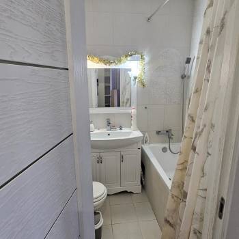 Сдается 1-комнатная квартира, 38 м²