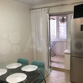 Продается 2-х комнатная квартира, 62 м²