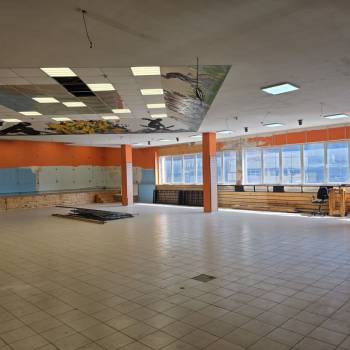 Сдается Нежилое помещение, 382 м²