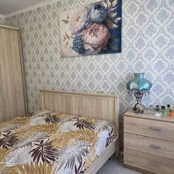Продается 1-комнатная квартира, 50,4 м²