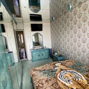 Продается Многокомнатная квартира, 80,4 м²