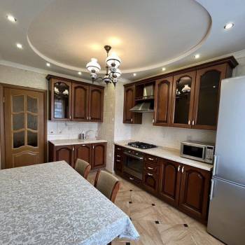 Сдается Многокомнатная квартира, 63 м²