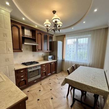Сдается Многокомнатная квартира, 63 м²