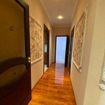 Сдается 2-х комнатная квартира, 80 м²