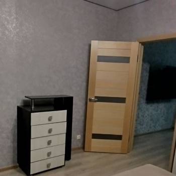 Сдается Многокомнатная квартира, 60 м²