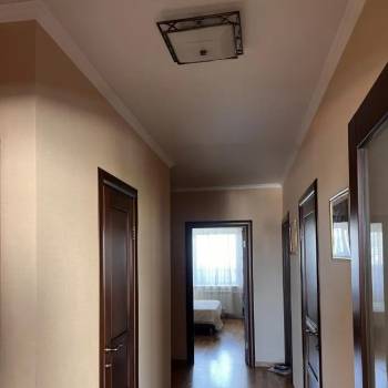 Сдается Многокомнатная квартира, 90 м²