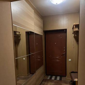 Сдается Многокомнатная квартира, 90 м²