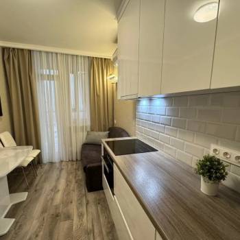 Сдается 1-комнатная квартира, 42 м²