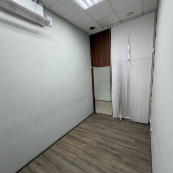 Сдается Нежилое помещение, 205 м²