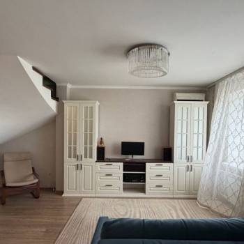 Сдается Многокомнатная квартира, 90 м²