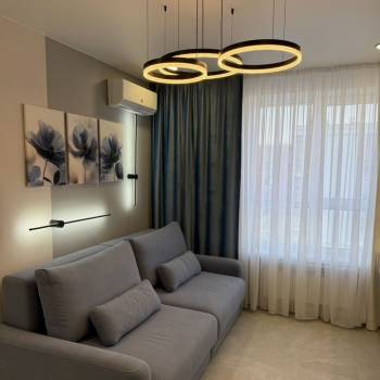 Сдается 1-комнатная квартира, 58 м²
