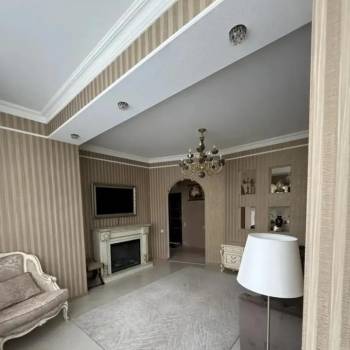 Сдается 2-х комнатная квартира, 60 м²