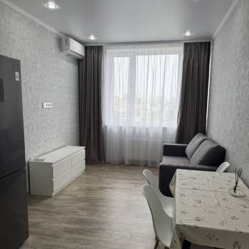 Сдается 1-комнатная квартира, 50 м²