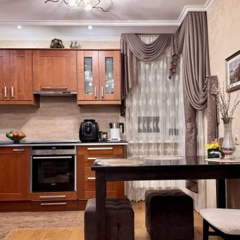 Продается Многокомнатная квартира, 74 м²