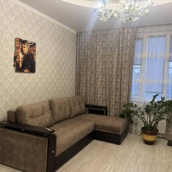 Продается 1-комнатная квартира, 37,1 м²