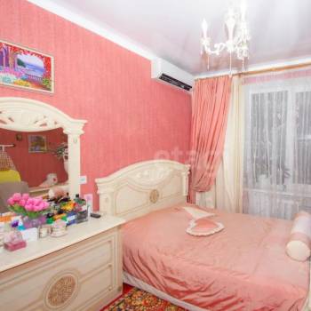 Продается Многокомнатная квартира, 87,2 м²