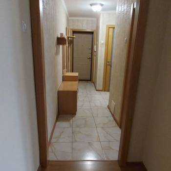 Сдается Многокомнатная квартира, 60 м²