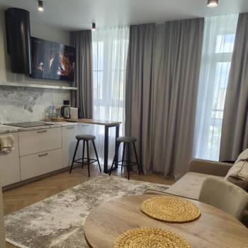 Сдается 1-комнатная квартира, 42 м²