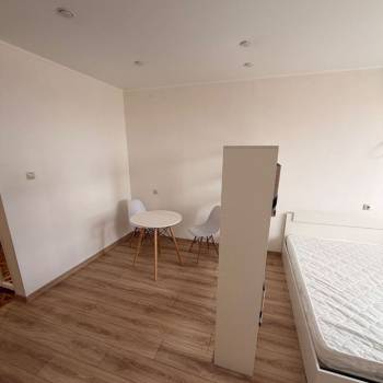 Сдается 1-комнатная квартира, 46 м²