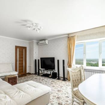 Сдается 2-х комнатная квартира, 65 м²