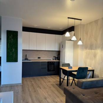 Продается 1-комнатная квартира, 47 м²