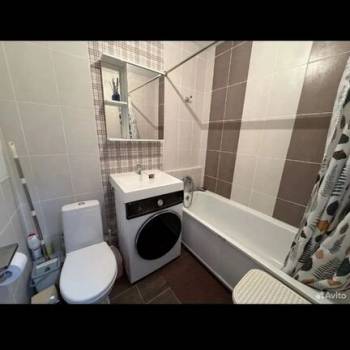 Сдается 1-комнатная квартира, 37 м²